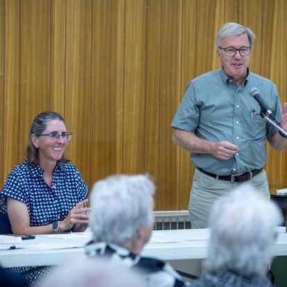 Dr. David Pichora addresses the KGH Auxiliary at the 120th AGM.