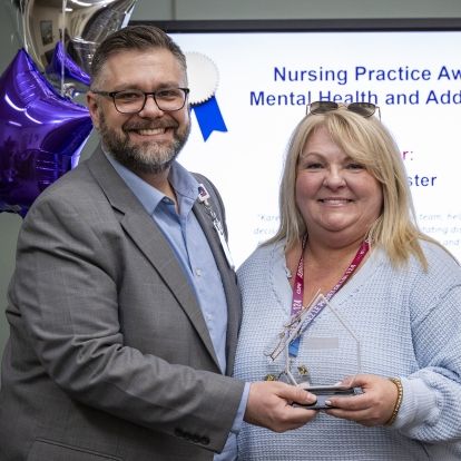Nurse receiving award