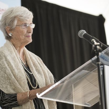 KGH Nurses Alumnae member Katherine Connell Crothers entertained the crowd with her memories of KGH which stretch back 90 years.