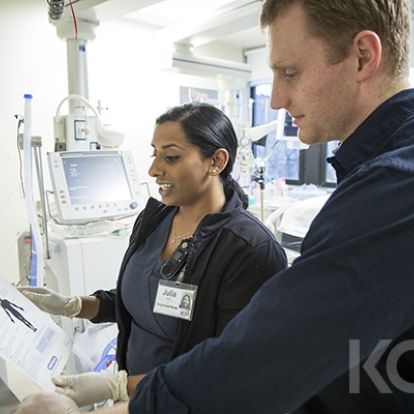 RN Julia John is one of KGH’s new skin and wound care nurse champions. Here she shares pressure ulcer prevention strategies with Nursing Student Scott Conway in the Kidd 2 ICU.