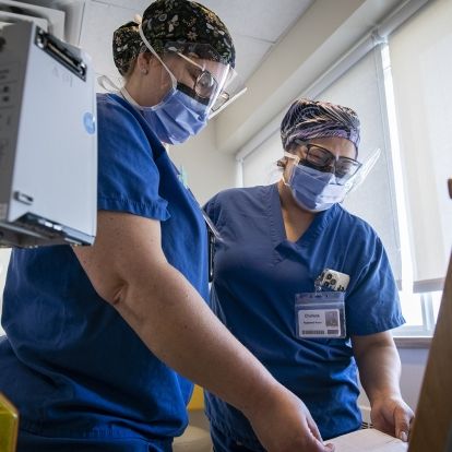 nurses in L&D room