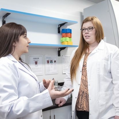 Ruaa Al-Qazazi and Kali de Repentigny are students in Canada’s first graduate program in translational medicine at Queen’s University.