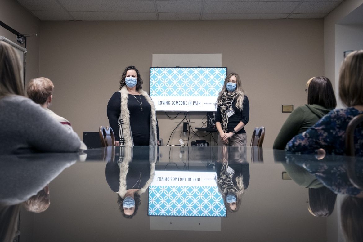 Dr Jennifer Bossio, Cassie Dionne