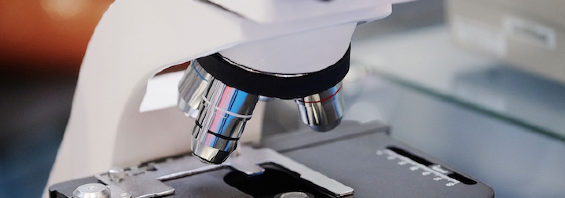Microscope