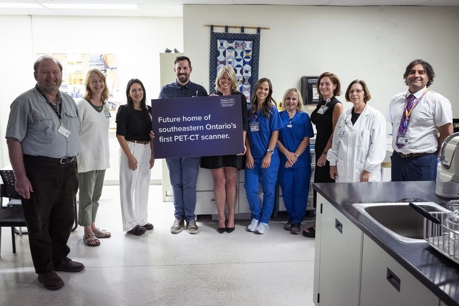 PET-CT Diagnostic Imaging team with PET-CT poster