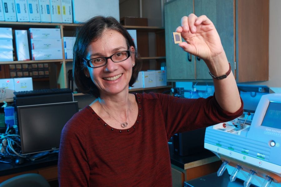 Harriet Feilotter is leading a team investigating immunotherapy treatments for lung cancer, and is collaborating with Nazik Hammad on examining better treatment options for colorectal cancer.