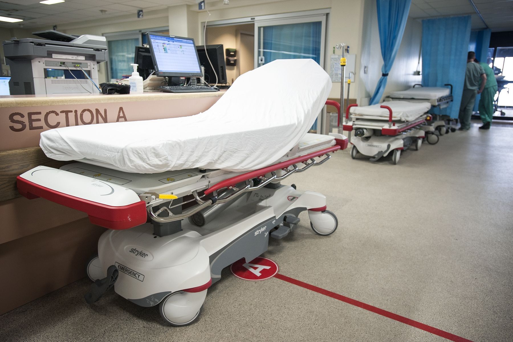 One of the new high-tech trauma stretchers now in use in our Emergency Department thanks to the recent donation by the KGH Auxiliary.