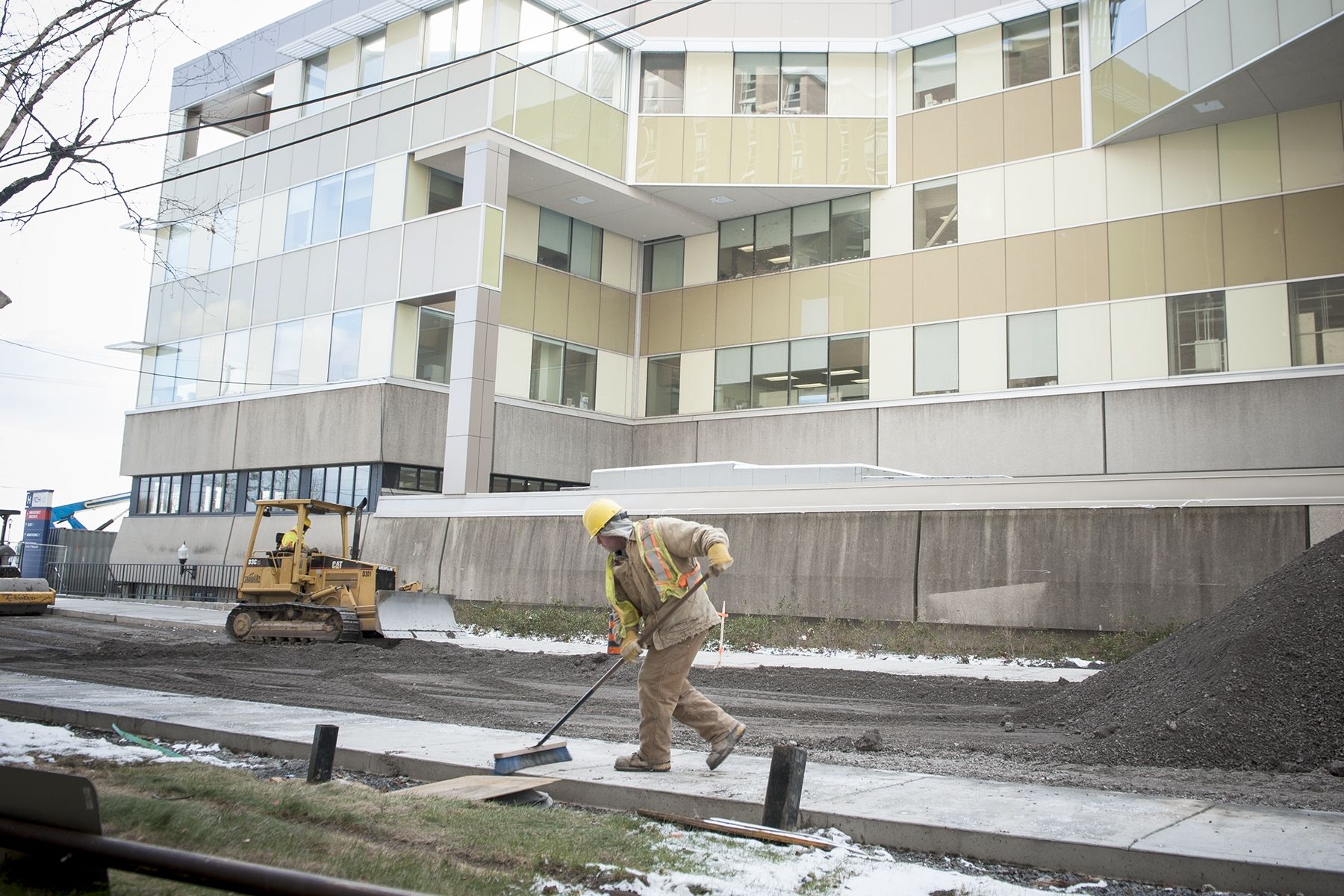 Work crews were busy last week putting the final touches on the refreshed George Street area.