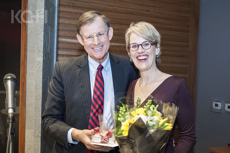 Scott Carson, Chair of the KGH Board of Directors presents Leslee Thompson with a small token of appreciation.