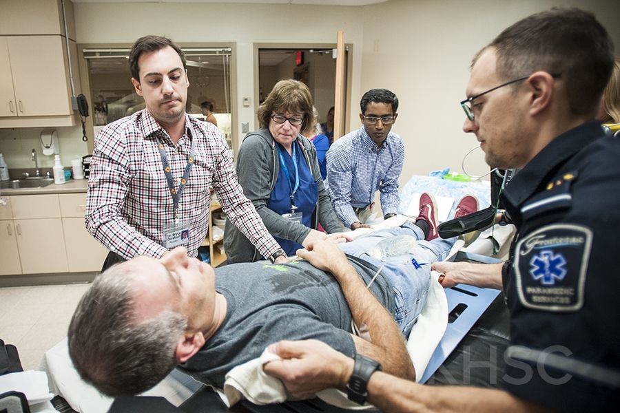 KHSC staff and physicians along with Frontenac Paramedic Services participate in an EVT simulation case