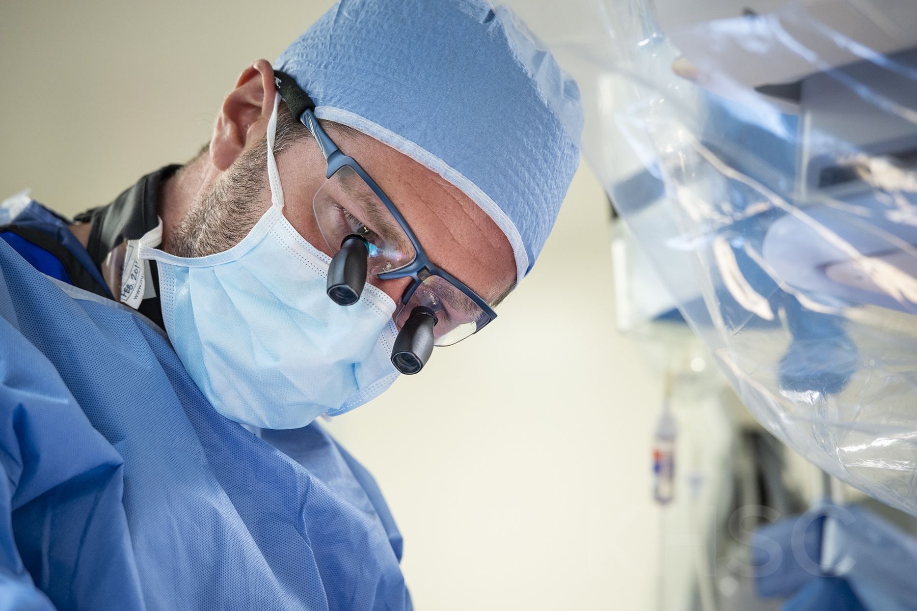 Dr. Gianluigi Bisleri in the operating rooms at our KGH site